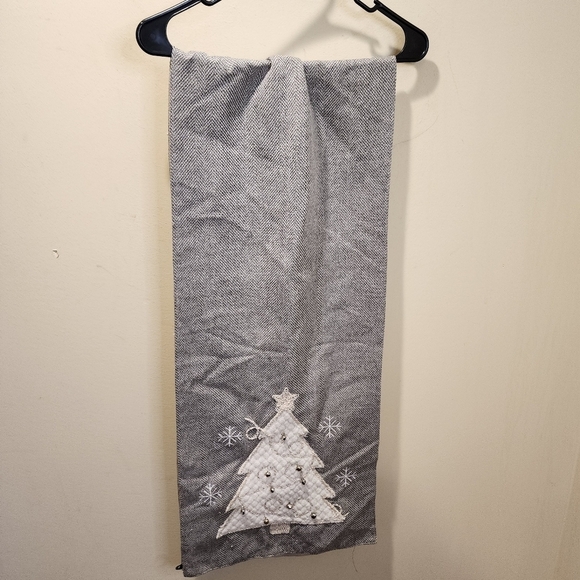 Max Studio gray Christmas Runner table cloth runner - Picture 8 of 11